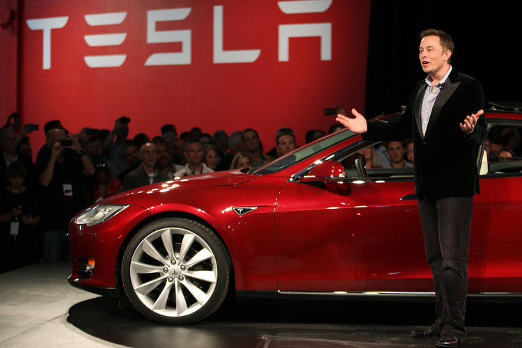Elon Musk invites UAW to hold a vote at Tesla factory