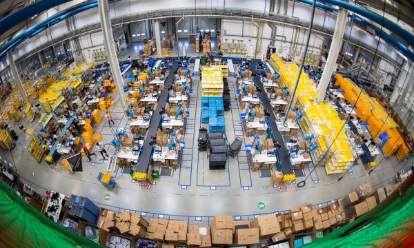 Over 50 Amazon warehouses in U.S. contact union after New York vote